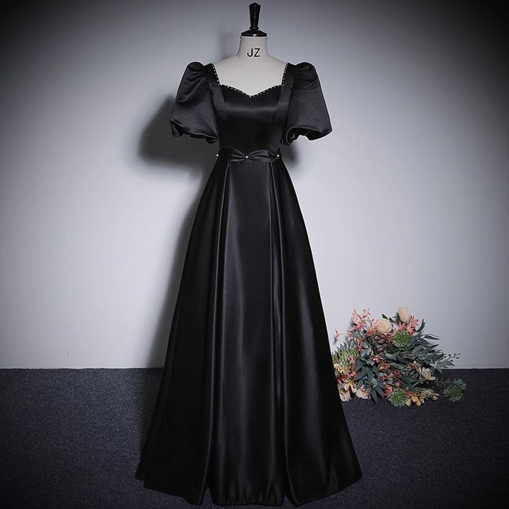 black dresse